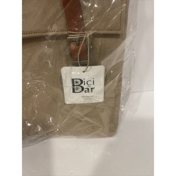 Bici By Bar | Messenger Duffle Bag | Overnight Travel Carry‎ On Bag | NWT | Tan - Picture 9 of 13